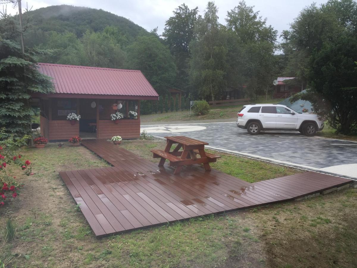 Zakatek Hotel Wysowa-Zdrój Екстериор снимка