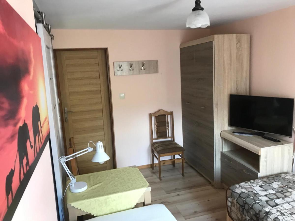 Zakatek Hotel Wysowa-Zdrój Екстериор снимка